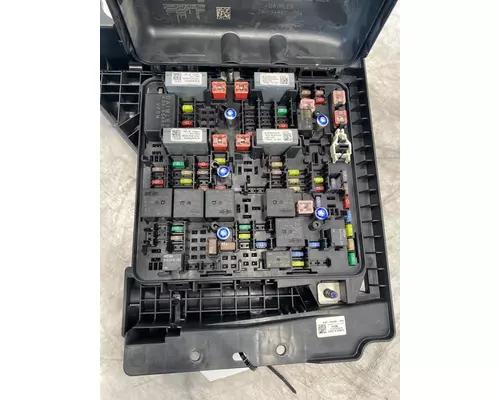 FREIGHTLINER Cascadia 126 Fuse Box