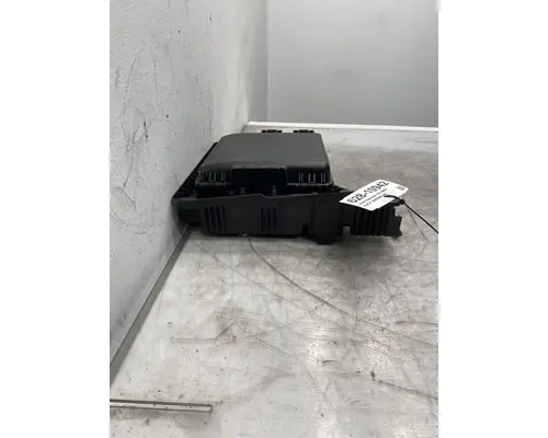 FREIGHTLINER Cascadia 126 Fuse Box