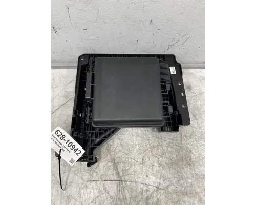 FREIGHTLINER Cascadia 126 Fuse Box