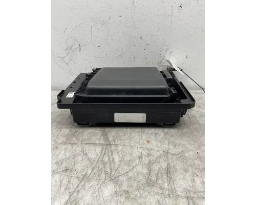 FREIGHTLINER Cascadia 126 Fuse Box