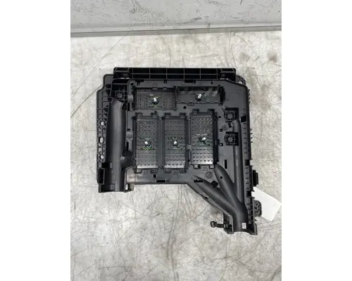 FREIGHTLINER Cascadia 126 Fuse Box