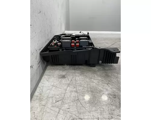 FREIGHTLINER Cascadia 126 Fuse Box