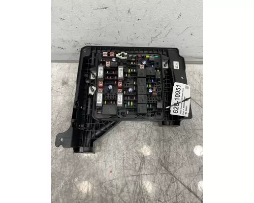 FREIGHTLINER Cascadia 126 Fuse Box