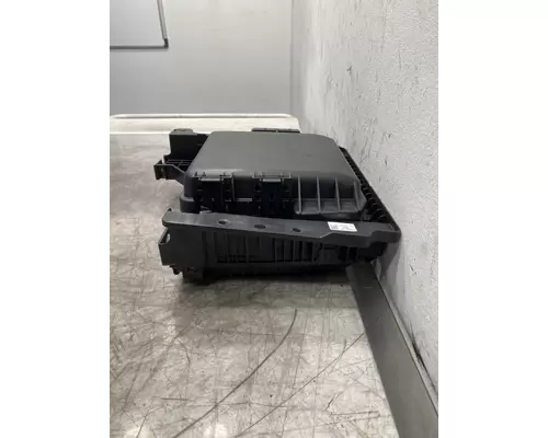 FREIGHTLINER Cascadia 126 Fuse Box
