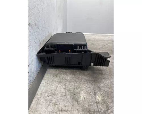 FREIGHTLINER Cascadia 126 Fuse Box