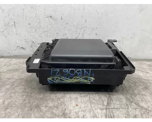 FREIGHTLINER Cascadia 126 Fuse Box