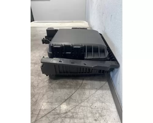 FREIGHTLINER Cascadia 126 Fuse Box
