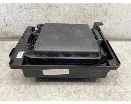 FREIGHTLINER Cascadia 126 Fuse Box