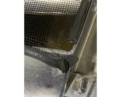 FREIGHTLINER Cascadia 126 Grille