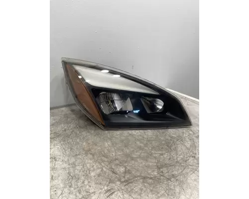 FREIGHTLINER Cascadia 126 Headlamp Assembly