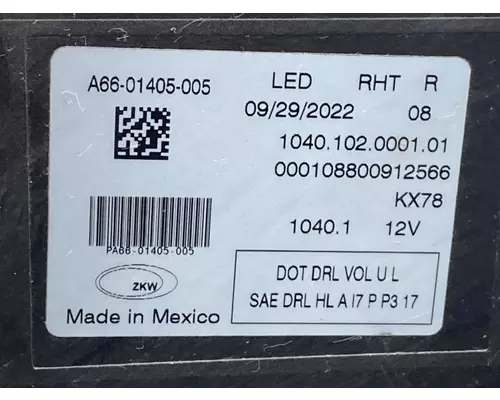 FREIGHTLINER Cascadia 126 Headlamp Assembly