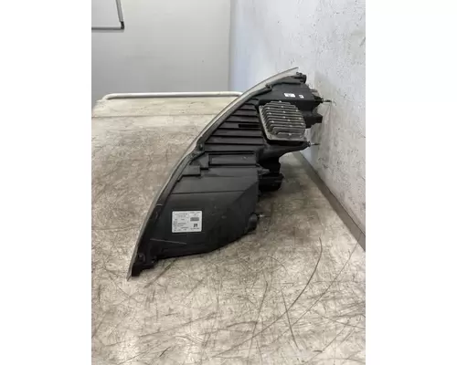 FREIGHTLINER Cascadia 126 Headlamp Assembly