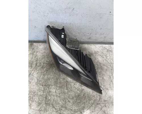 FREIGHTLINER Cascadia 126 Headlamp Assembly
