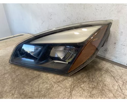 FREIGHTLINER Cascadia 126 Headlamp Assembly
