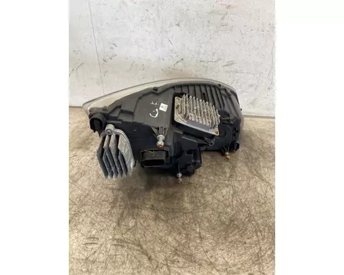FREIGHTLINER Cascadia 126 Headlamp Assembly