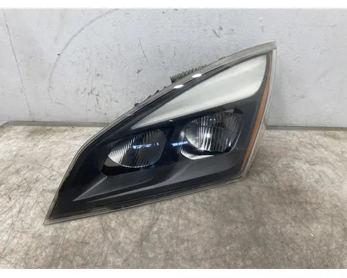 FREIGHTLINER Cascadia 126 Headlamp Assembly