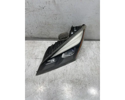 FREIGHTLINER Cascadia 126 Headlamp Assembly