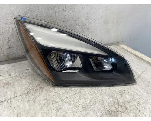 FREIGHTLINER Cascadia 126 Headlamp Assembly