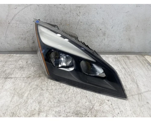 FREIGHTLINER Cascadia 126 Headlamp Assembly