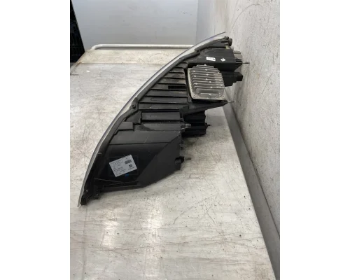 FREIGHTLINER Cascadia 126 Headlamp Assembly