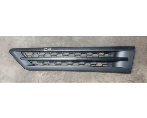 FREIGHTLINER Cascadia 126 Hood Trim & Misc. Parts