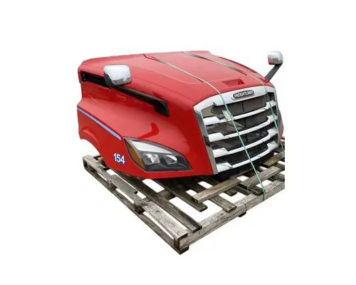 FREIGHTLINER Cascadia 126 Hood