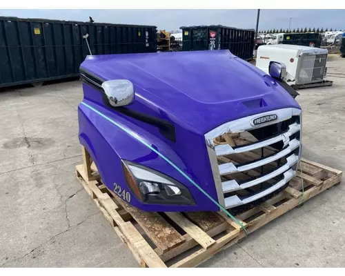 FREIGHTLINER Cascadia 126 Hood