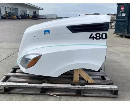 FREIGHTLINER Cascadia 126 Hood