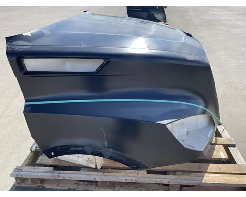 FREIGHTLINER Cascadia 126 Hood