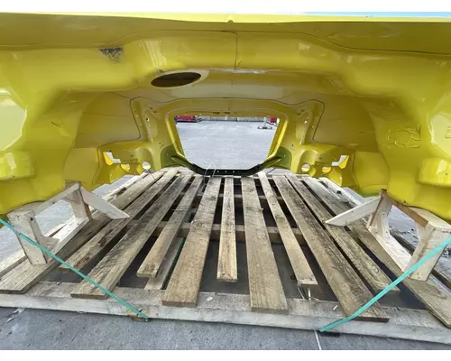 FREIGHTLINER Cascadia 126 Hood