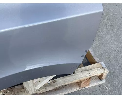 FREIGHTLINER Cascadia 126 Hood