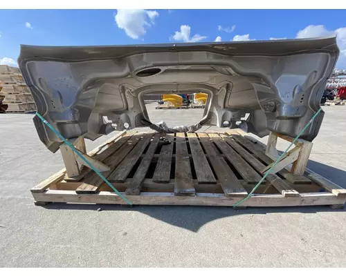 FREIGHTLINER Cascadia 126 Hood