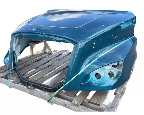 FREIGHTLINER Cascadia 126 Hood