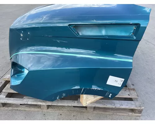 FREIGHTLINER Cascadia 126 Hood