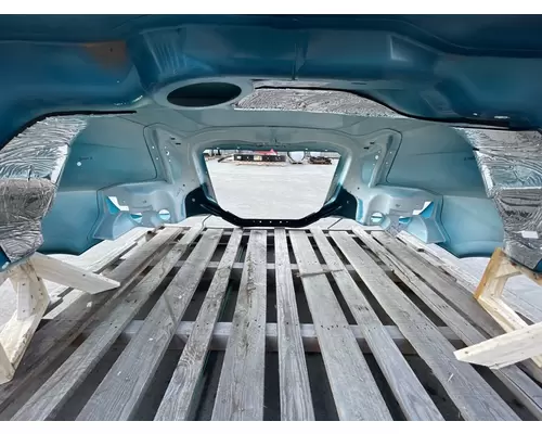 FREIGHTLINER Cascadia 126 Hood
