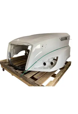 FREIGHTLINER Cascadia 126 Hood