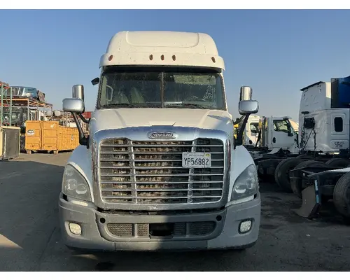 FREIGHTLINER Cascadia 126 Hood