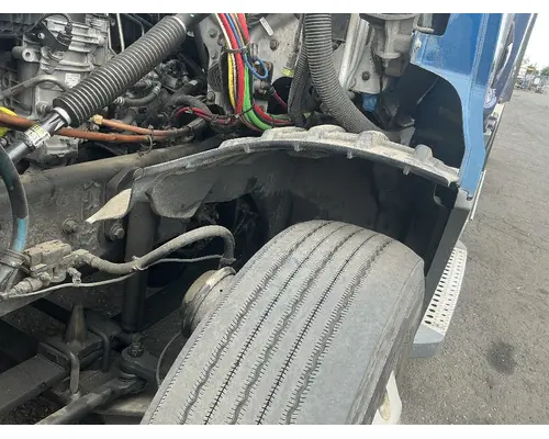 FREIGHTLINER Cascadia 126 Inner Fender