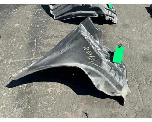 FREIGHTLINER Cascadia 126 Inner Fender