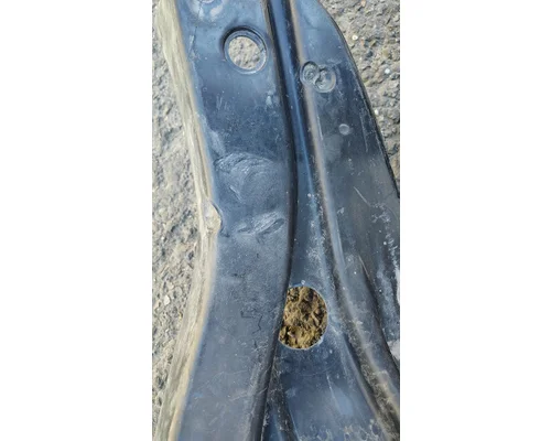 FREIGHTLINER Cascadia 126 Inner Fender