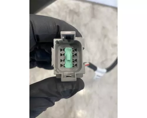 FREIGHTLINER Cascadia 126 Mirror (Side View)