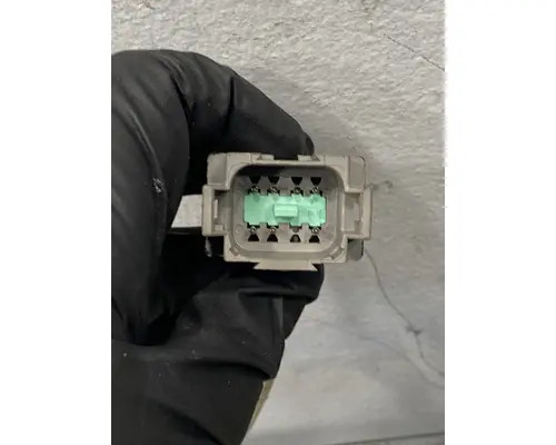 FREIGHTLINER Cascadia 126 Mirror (Side View)