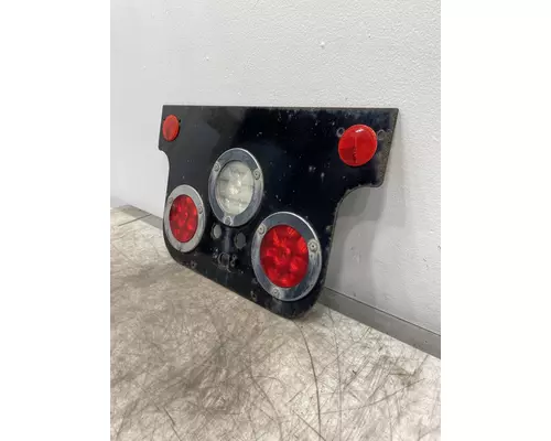 FREIGHTLINER Cascadia 126 Miscellaneous Parts