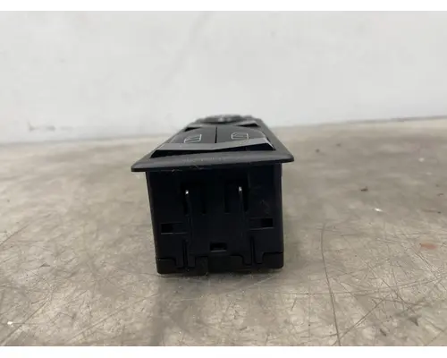 FREIGHTLINER Cascadia 126 Power Window Motor