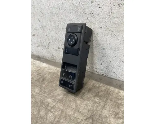 FREIGHTLINER Cascadia 126 Power Window Motor