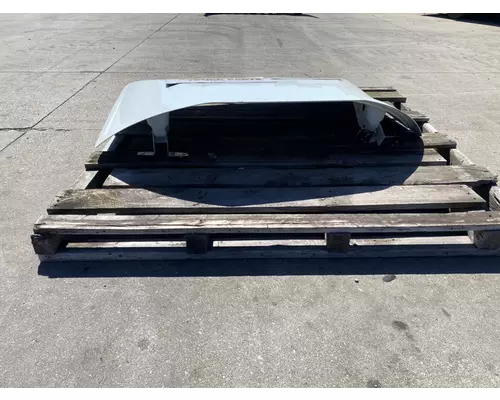 FREIGHTLINER Cascadia 126 Roof Assembly
