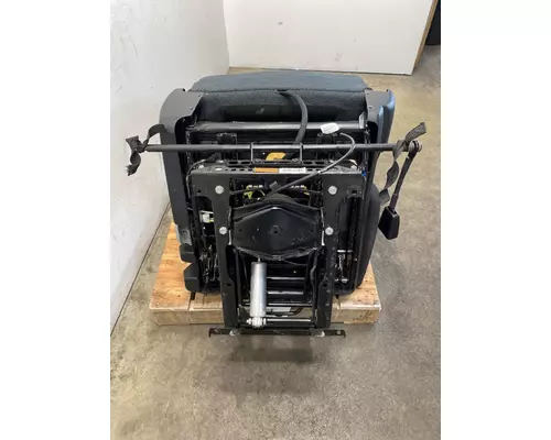 FREIGHTLINER Cascadia 126 Seat, Front