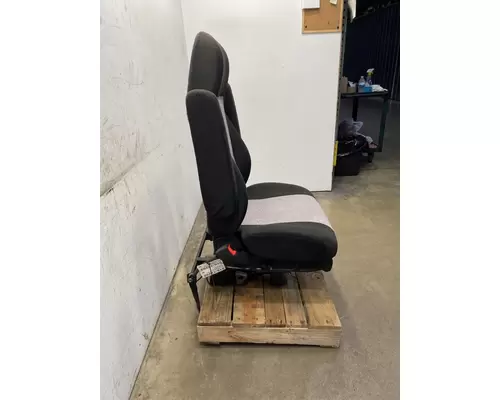 FREIGHTLINER Cascadia 126 Seat, Front
