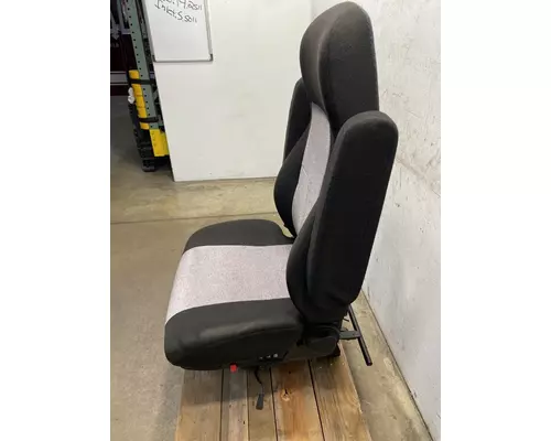 FREIGHTLINER Cascadia 126 Seat, Front