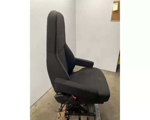FREIGHTLINER Cascadia 126 Seat, Front